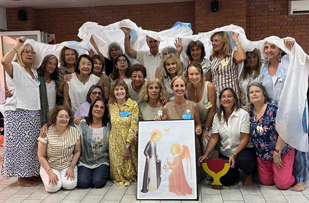 XXXIV GEDEC: Caminando con María en comunidad